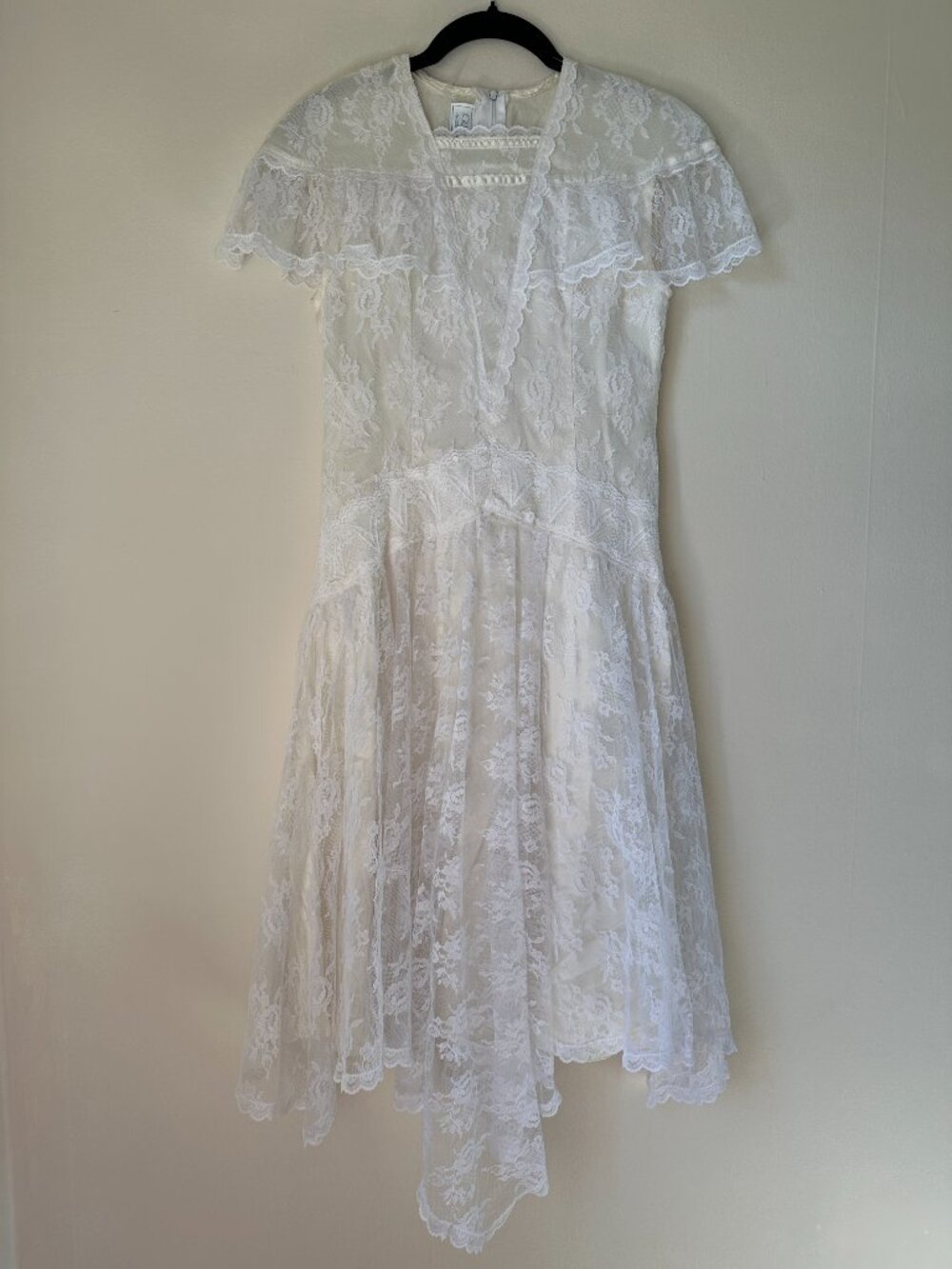 Vintage 80s Gunne Sax Dress Lace Midi Party White Handkerchief Hem Bridal Gown